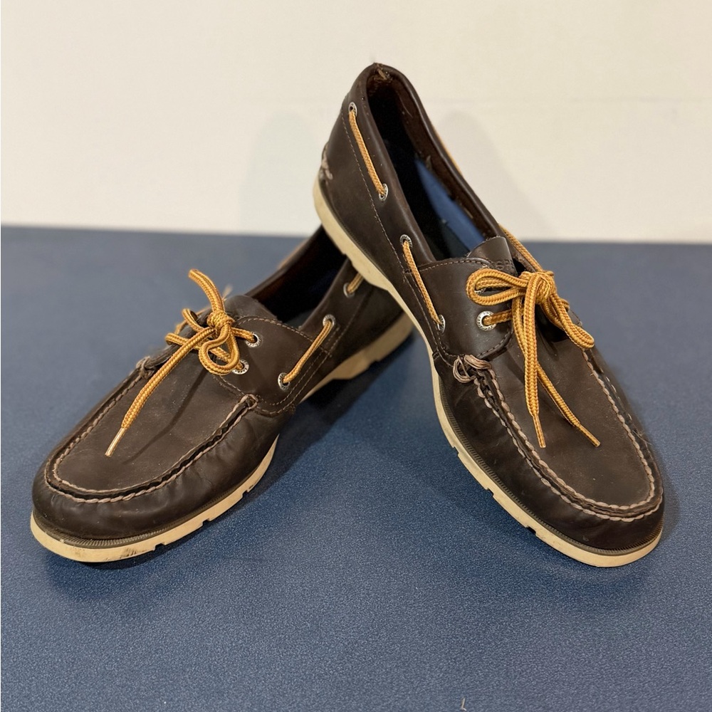 Men's Brown Leather Boat Shoes with Tan Laces